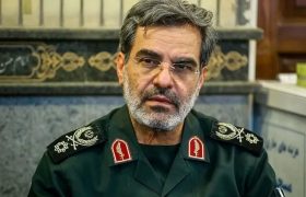 حضور مسولان استان اصفهان در منزل شهید سر لشگر پاسدار مهدی ربانی
