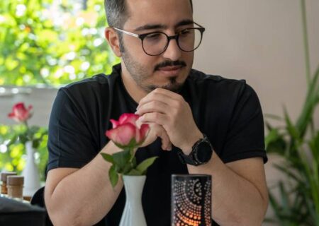 از دانمارک تا میناب؛ «وطن» با صدای خواننده ایرانی مقیم اروپا